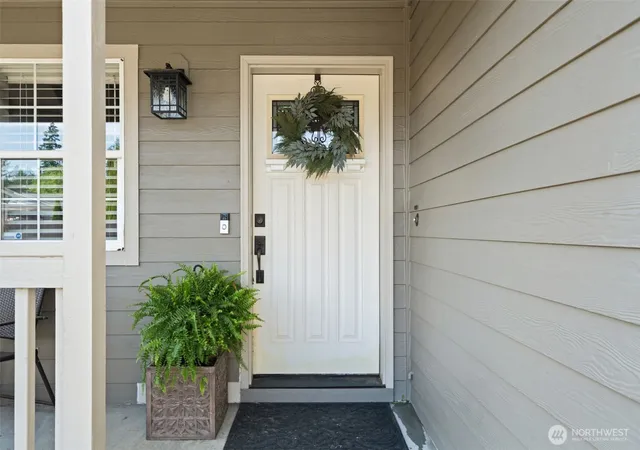 Photo 3 of Sale Pending at 3512 Nanette Ln Se, Port Orchard, WA 98366 | MLS# NWM2558642 | Listing updated on 2026-09-30