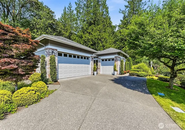 Photo 2 of Sale Pending at 24270 Ne 131st Terrace, Redmond, WA 98053 | MLS# NWM2558643 | Listing updated on 2026-09-25
