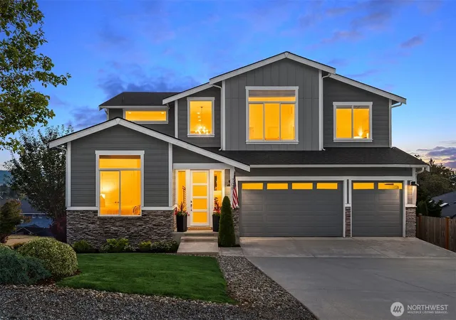 Photo 1 of Contingent at 708 79th Avenue Se, Lake Stevens, WA 98258 | MLS# NWM2558670 | Listing updated on 2026-09-21