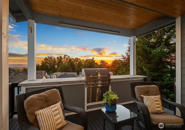 Photo 2 of Contingent at 708 79th Avenue Se, Lake Stevens, WA 98258 | MLS# NWM2558670 | Listing updated on 2026-09-21