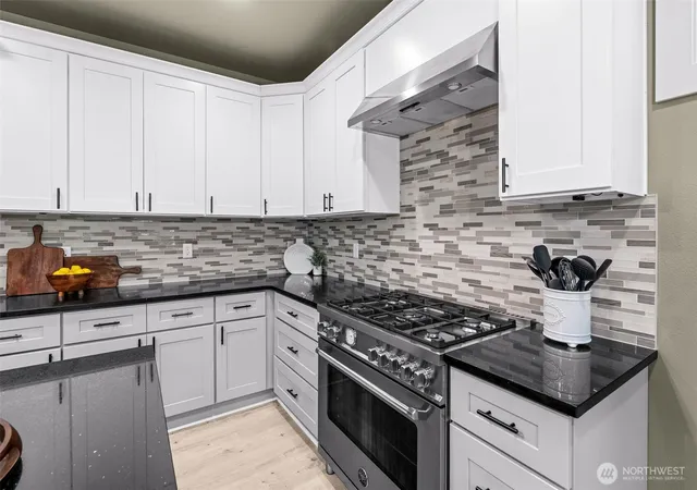 Photo 3 of Single family home for sale at 22429 SE 285th Street, Maple Valley, WA 98038 | MLS# NWM2558678 | Listing updated on 2026-10-02
