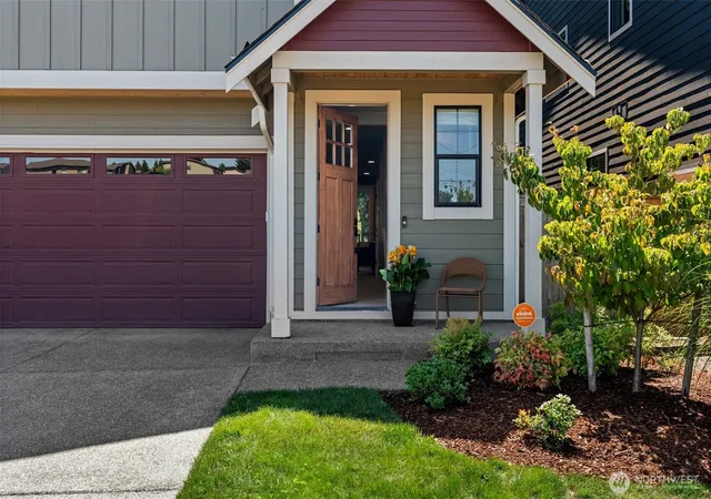 Photo 3 of Single family home for sale at 22429 Se 285th Street, Maple Valley, WA 98038 | MLS# NWM2558678 | Listing updated on 2026-10-02