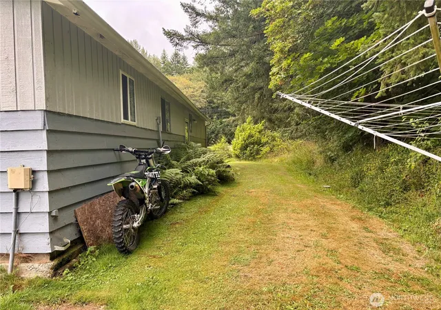 Photo 4 of Single family home for sale at 38519 Eatonville Cut Off Rd E, Eatonville, WA 98328 | MLS# NWM2558685 | Listing updated on 2026-09-23