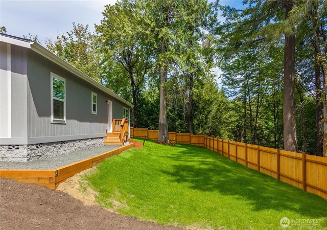 Photo 3 of Sale Pending at 101 E Peyton Pl, Shelton, WA 98584 | MLS# NWM2558696 | Listing updated on 2026-08-05