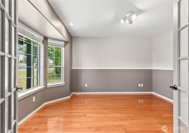 Photo 3 of Single family home for sale at 7614 138th Street Ct E, Puyallup, WA 98373 | MLS# NWM2558712 | Listing updated on 2026-09-29