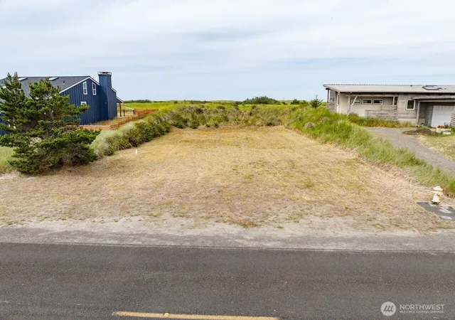 Photo 2 of Land for sale at 31105 G St, Ocean Park, WA 98640 | MLS# NWM2558718 | Listing updated on 2026-09-23