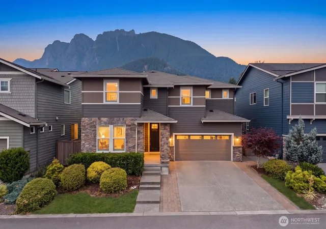 Photo 1 of Single family home for sale at 356 Vaughan Blvd Ne, North Bend, WA 98045 | MLS# NWM2558740 | Listing updated on 2026-09-24