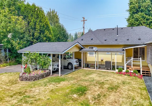 Photo 4 of Single family home for sale at 137 Damron Rd, Mossyrock, WA 98564 | MLS# NWM2558751 | Listing updated on 2026-09-28