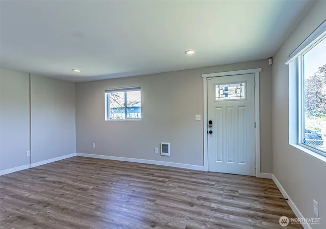 Photo 3 of Single family home for sale at 516 S 57th Street, Tacoma, WA 98408 | MLS# NWM2558814 | Listing updated on 2026-09-23