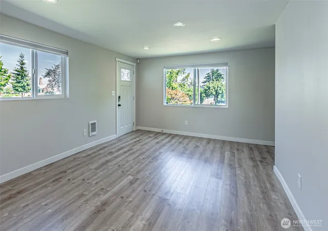 Photo 4 of Single family home for sale at 516 S 57th Street, Tacoma, WA 98408 | MLS# NWM2558814 | Listing updated on 2026-09-23