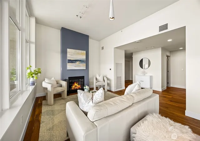Photo 4 of Sale Pending at 1515 Dock St #908, Tacoma, WA 98402 | MLS# NWM2558825 | Listing updated on 2026-10-01