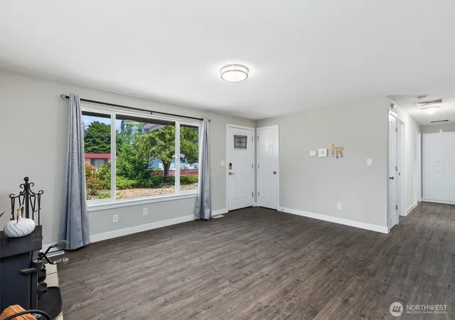 Photo 3 of Sale Pending at 422 167th Street S, Spanaway, WA 98387 | MLS# NWM2558847 | Listing updated on 2026-09-25