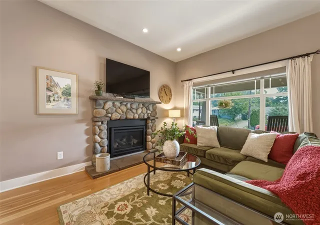 Photo 4 of Sale Pending at 616 S 2nd Avenue, Walla Walla, WA 99362 | MLS# NWM2558860 | Listing updated on 2026-09-24