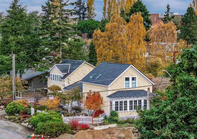 Photo 1 of Single family home for sale at 1740 Lawrence St, Port Townsend, WA 98368 | MLS# NWM2558875 | Listing updated on 2026-10-28