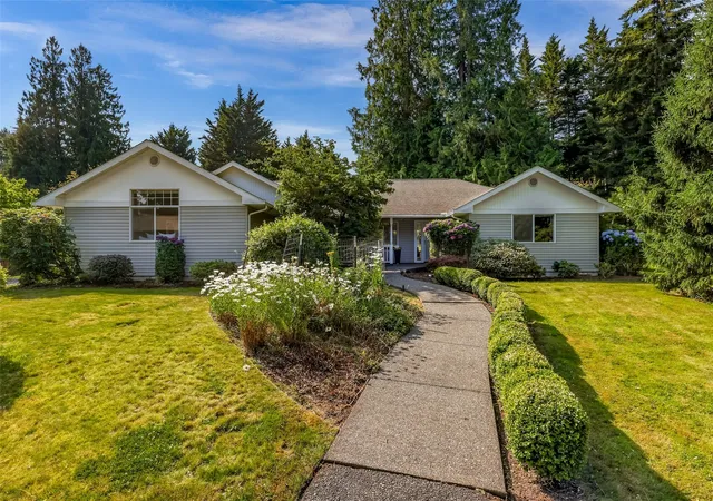 Single family home for sale at 4705 Desmond St, Bellingham, WA 98229 | MLS# NWM2558882