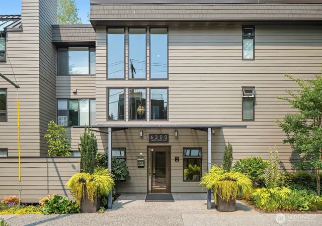 Photo 2 of Condo for sale at 6300 Sand Point Way Ne #306, Seattle, WA 98115 | MLS# NWM2558888 | Listing updated on 2026-09-21