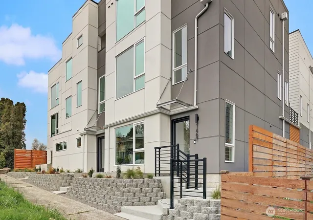 Photo 1 of Single family home for sale at 1467 S Columbian Way, Seattle, WA 98144 | MLS# NWM2558900 | Listing updated on 2026-09-30