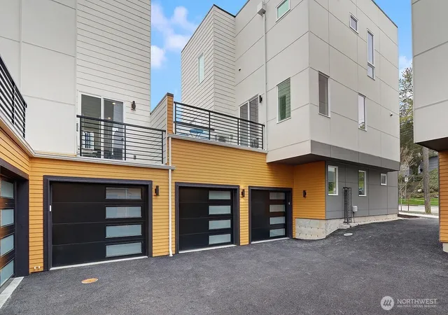 Photo 25 of Single family home for sale at 1467 S Columbian Way, Seattle, WA 98144 | MLS# NWM2558900 | Listing updated on 2026-10-11