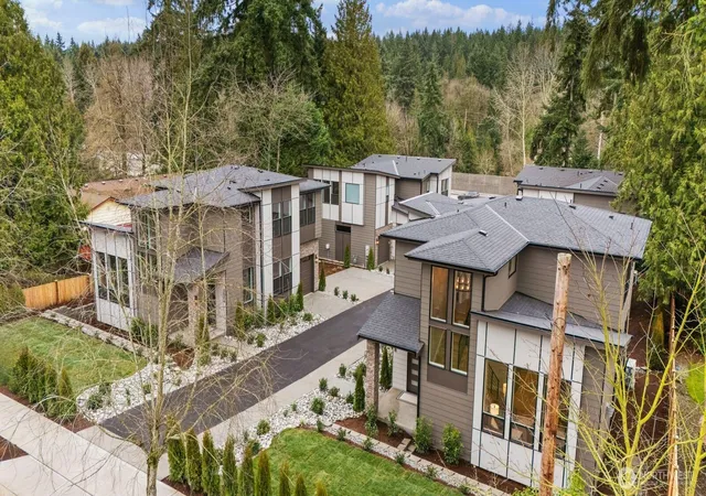 Photo 2 of Single family home for sale at 5010 114th Avenue Ne, Kirkland, WA 98033 | MLS# NWM2558902 | Listing updated on 2026-09-26
