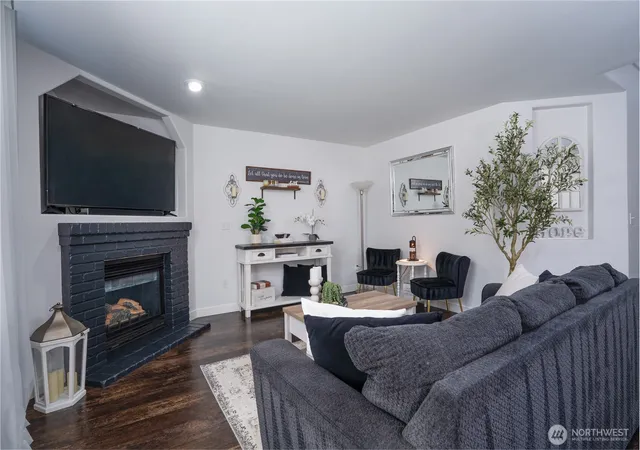 Photo 3 of Single family home for sale at 16209 Se 259th Court, Covington, WA 98042 | MLS# NWM2558908 | Listing updated on 2026-09-28