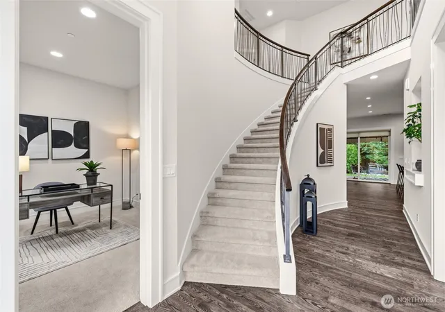 Photo 3 of Single family home for sale at 8431 Se 39th Street, Mercer Island, WA 98040 | MLS# NWM2558965 | Listing updated on 2026-09-30