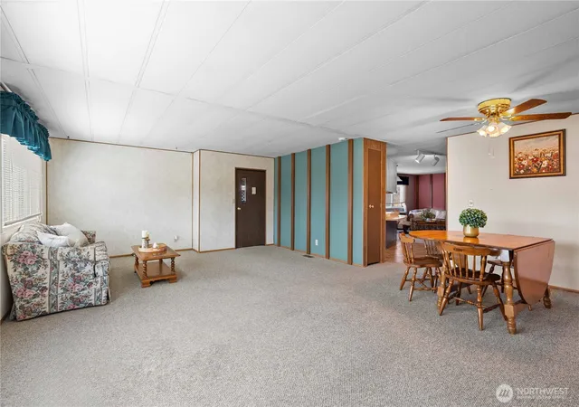 Photo 3 of Manufactured home for sale at 1402 22nd Street NE #262, Auburn, WA 98002 | MLS# NWM2558977 | Listing updated on 2026-09-23