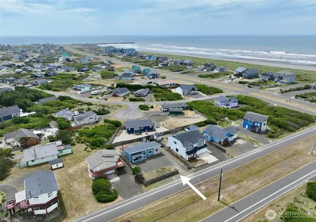 Photo 4 of Single family home for sale at 475 Sportsmens St SW, Ocean Shores, WA 98569 | MLS# NWM2558999 | Listing updated on 2026-09-28
