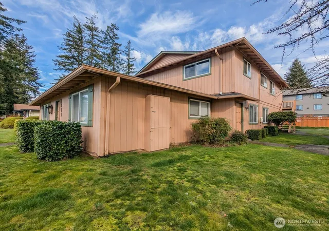 Photo 3 of Multi family home for sale at 1309 Wildwood St #A/B/CD, Marysville, WA 98270 | MLS# NWM2559003 | Listing updated on 2026-09-21