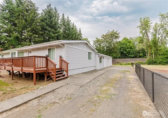 Photo 4 of Manufactured home for sale at 1300 SW Mayer Ave, Winlock, WA 98596 | MLS# NWM2559009 | Listing updated on 2026-09-30