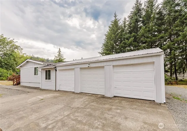 Manufactured home for sale at 1300 SW Mayer Ave, Winlock, WA 98596 | MLS# NWM2559009