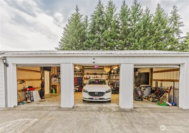 Photo 2 of Manufactured home for sale at 1300 Sw Mayer Ave, Winlock, WA 98596 | MLS# NWM2559009 | Listing updated on 2026-09-30