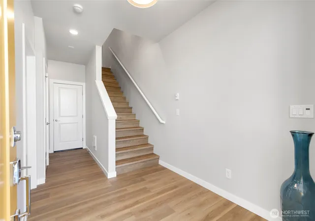 Photo 2 of Townhouse for sale at 23321 Franklin Cir #47, Black Diamond, WA 98010 | MLS# NWM2559021 | Listing updated on 2026-10-02