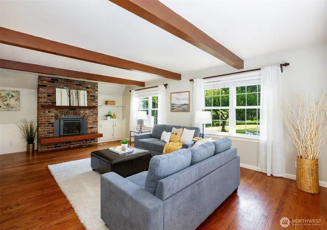 Photo 3 of Single family home for sale at 23200 19th Avenue SE, Bothell, WA 98021 | MLS# NWM2559049 | Listing updated on 2026-09-22