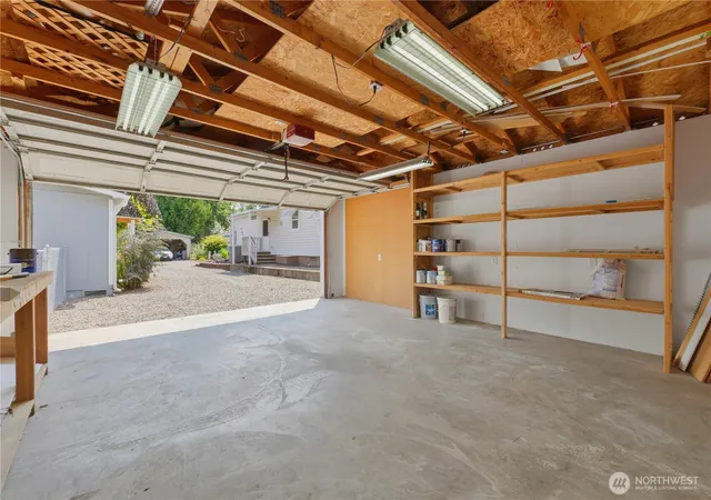 Photo 2 of Manufactured home for sale at 10015 189th Street E, Puyallup, WA 98375 | MLS# NWM2559053 | Listing updated on 2026-10-06