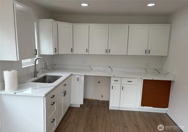 Photo 3 of Sale Pending at 4123 W D St, Bremerton, WA 98312 | MLS# NWM2559069 | Listing updated on 2026-09-19