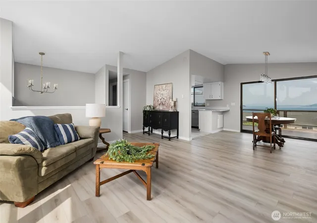 Photo 3 of Single family home for sale at 1264 Eagle Crst Dr, Oak Harbor, WA 98277 | MLS# NWM2559086 | Listing updated on 2026-09-24