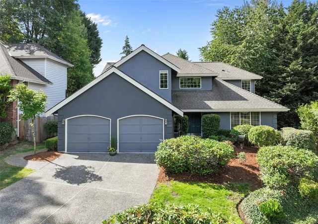 Single family home for sale at 8021 NE 122nd Place, Kirkland, WA 98034 | MLS# NWM2559096
