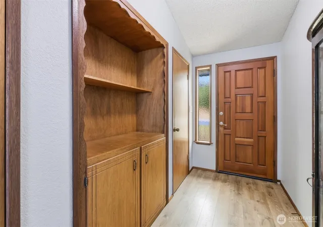 Photo 2 of Single family home for sale at 352 Lochwood Dr, Camano Island, WA 98282 | MLS# NWM2559129 | Listing updated on 2026-09-25