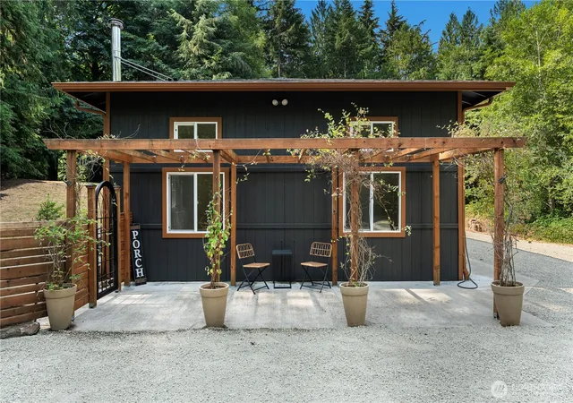 Photo 3 of Single family home for sale at 3002 138th Street Nw, Gig Harbor, WA 98332 | MLS# NWM2559134 | Listing updated on 2026-09-27
