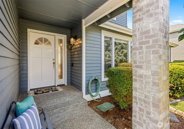 Photo 2 of Sale Pending at 5767 Eldorado Pl Nw, Bremerton, WA 98312 | MLS# NWM2559136 | Listing updated on 2026-09-25