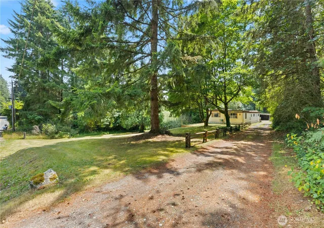 Photo 2 of Manufactured home for sale at 6512 Se Garfield St, Port Orchard, WA 98366 | MLS# NWM2559145 | Listing updated on 2026-09-23