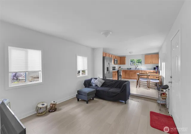 Photo 3 of Manufactured home for sale at 3333 228th Street Se #119, Bothell, WA 98021 | MLS# NWM2559146 | Listing updated on 2026-09-23