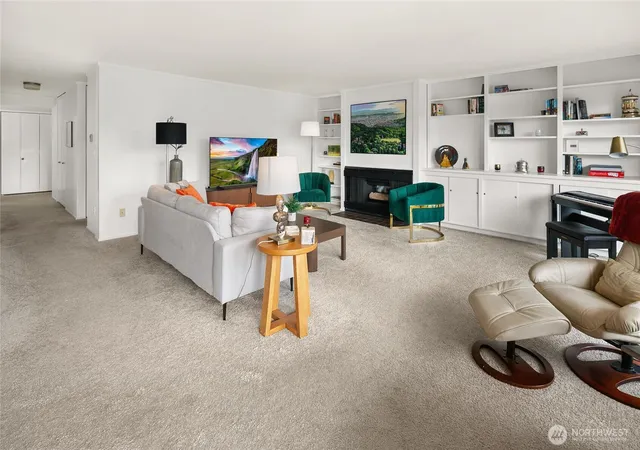 Photo 4 of Condo for sale at 8001 Sand Point NE #C36, Seattle, WA 98115 | MLS# NWM2559158 | Listing updated on 2026-09-23
