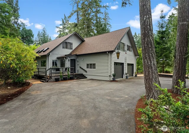 Single family home for sale at 770 E Country Clb Dr, Union, WA 98592 | MLS# NWM2559167