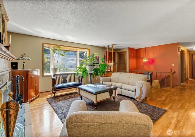 Photo 2 of Single family home for sale at 3608 65th Avenue W, University Place, WA 98466 | MLS# NWM2559208 | Listing updated on 2026-09-23