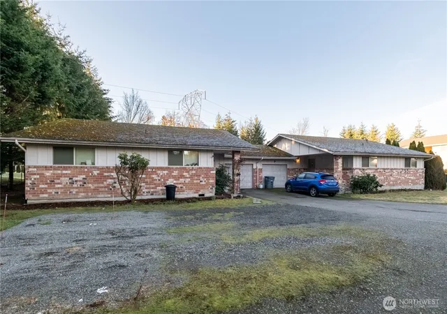 Photo 3 of Multi family home for sale at 11211 126th Avenue Ct E, Puyallup, WA 98374 | MLS# NWM2559241 | Listing updated on 2026-10-01