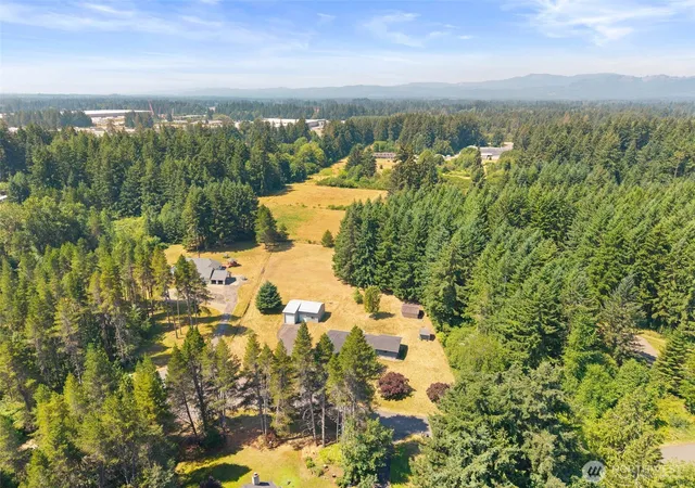 Photo 3 of Sale Pending at 8925 Walter Ct SW, Olympia, WA 98512 | MLS# NWM2559248 | Listing updated on 2026-09-21