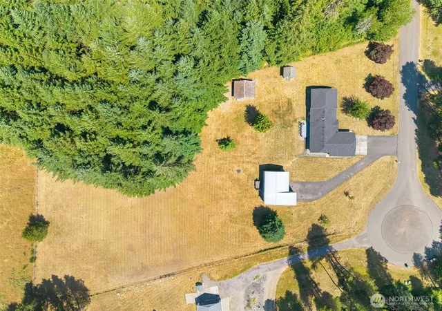 Photo 4 of Sale Pending at 8925 Walter Ct SW, Olympia, WA 98512 | MLS# NWM2559248 | Listing updated on 2026-09-21