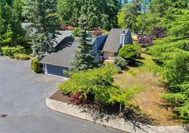 Photo 1 of Sale Pending at 11701 Ne 105th Lane, Kirkland, WA 98033 | MLS# NWM2559253 | Listing updated on 2026-09-25