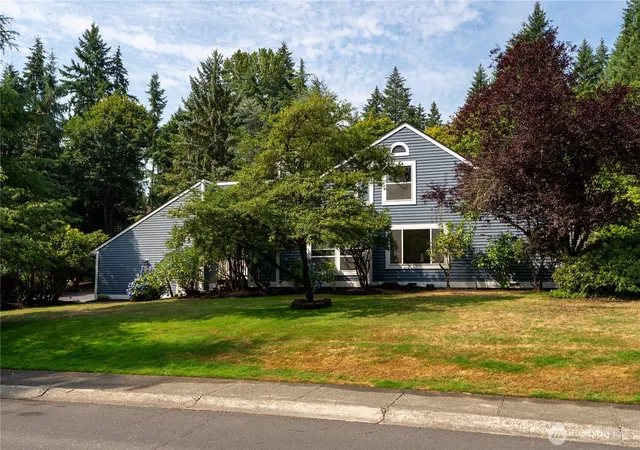 Photo 2 of Sale Pending at 11701 Ne 105th Lane, Kirkland, WA 98033 | MLS# NWM2559253 | Listing updated on 2026-09-25